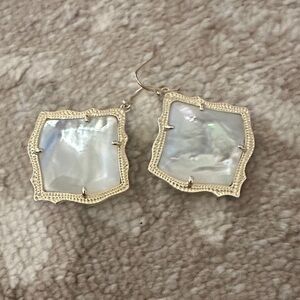 Kendra Scott Iridescent Gold Earrings